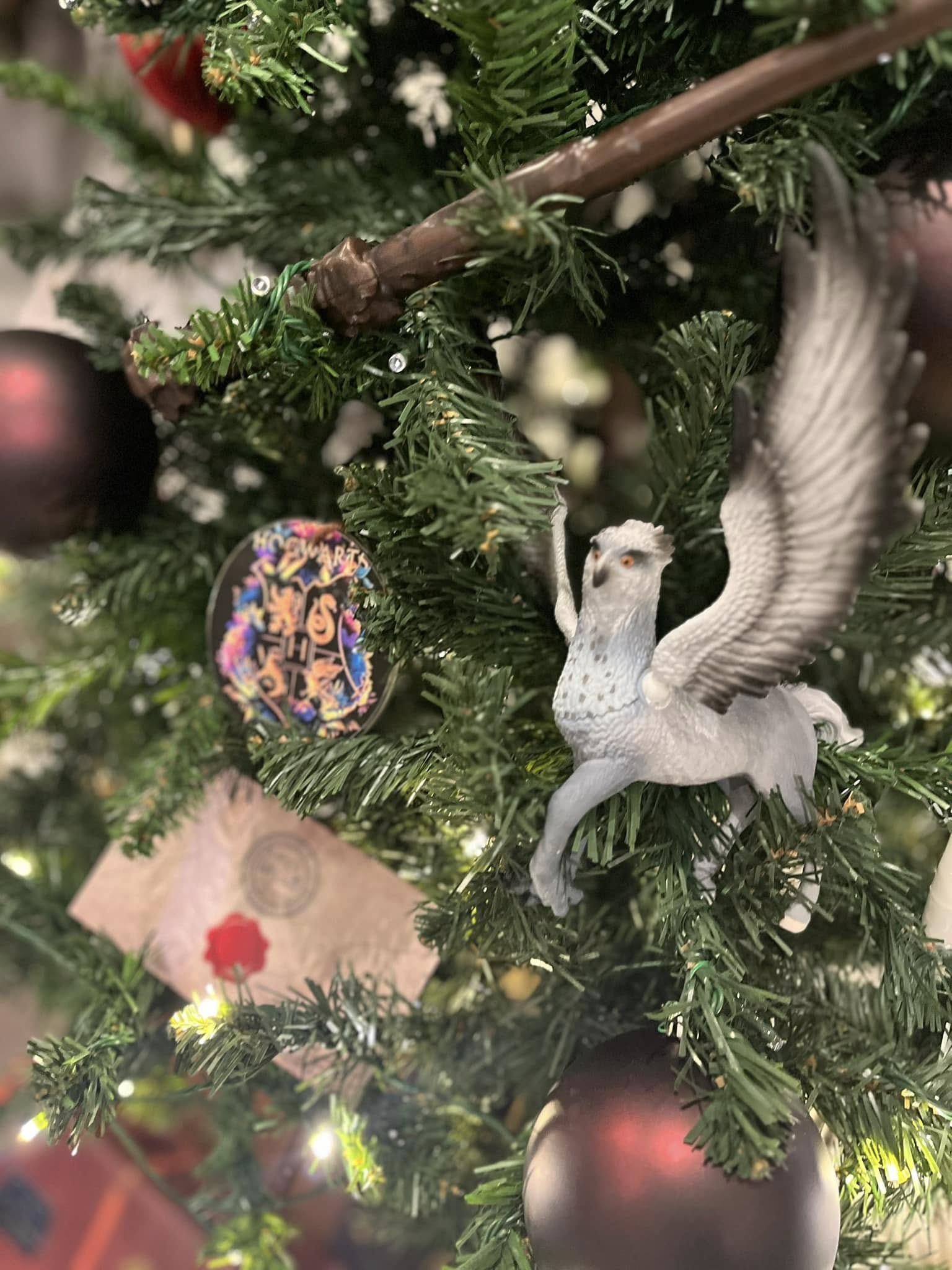 Árvore de Natal Temática HP – Completa com Decorações Mágicas