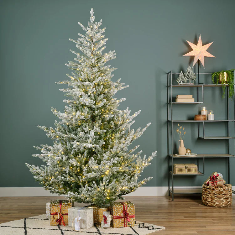 Árvore de Natal Nevada 2,10m de Altura - 1.286 Galhos - com luzes LED
